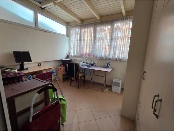 Apartament 1+1 me qera, Kika 1 Komuna e Parisit