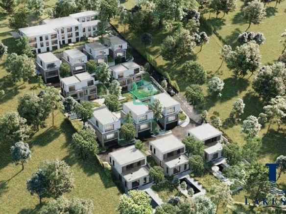 Duplex Për Shitje në LakeSide Residence, Liqeni i Farkës