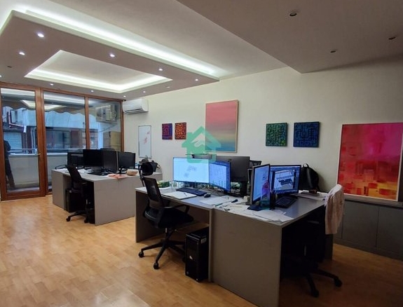 Zyrë Me Qira në Ish Blloku, Tiranë