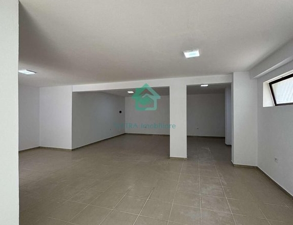 Dyqan me Qira në Liqeni i Thatë, Tiranë