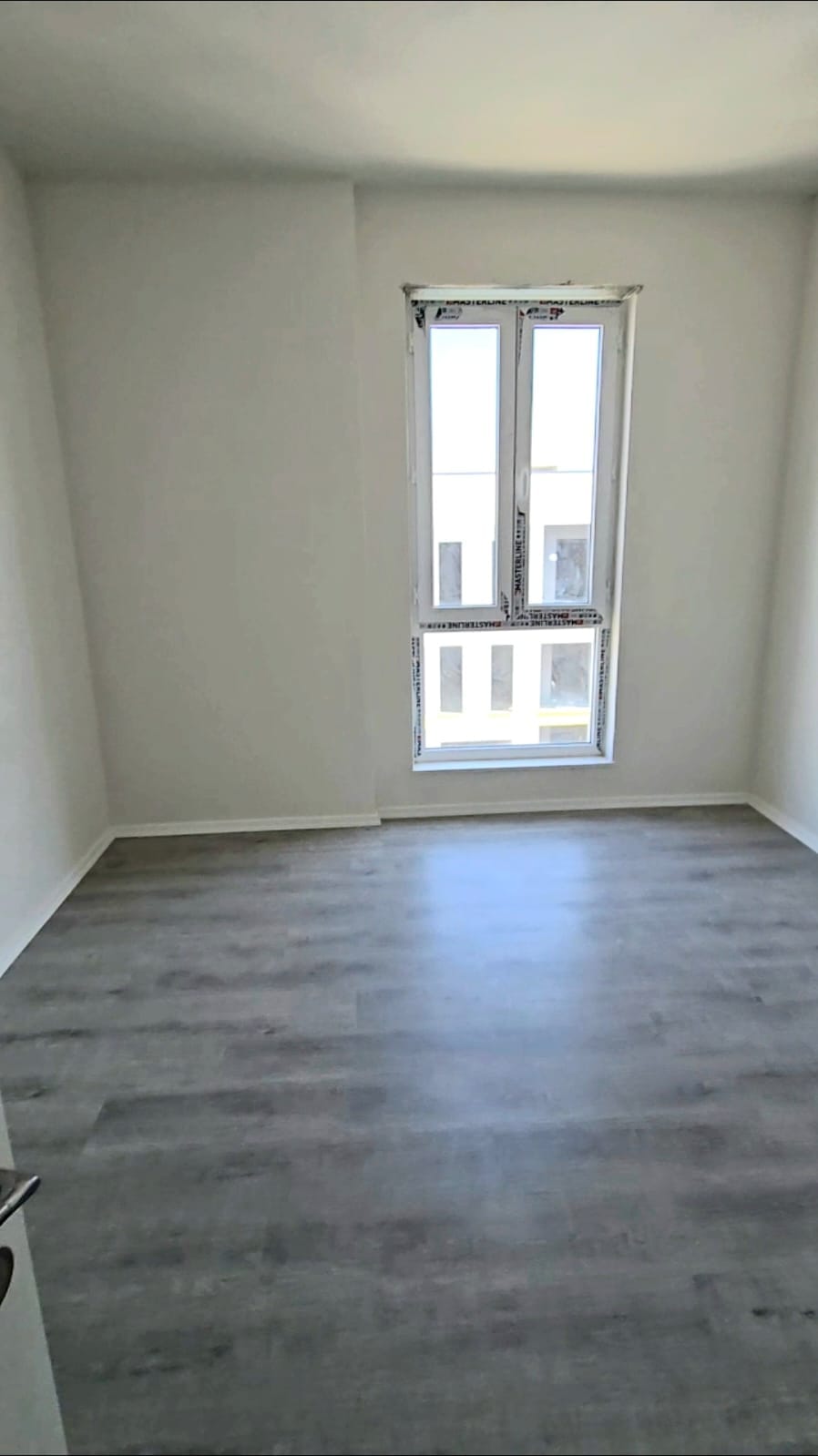 WhatsApp Image 2026-03-31 at 12.48.49 Apartament 120 metra katrore me qera