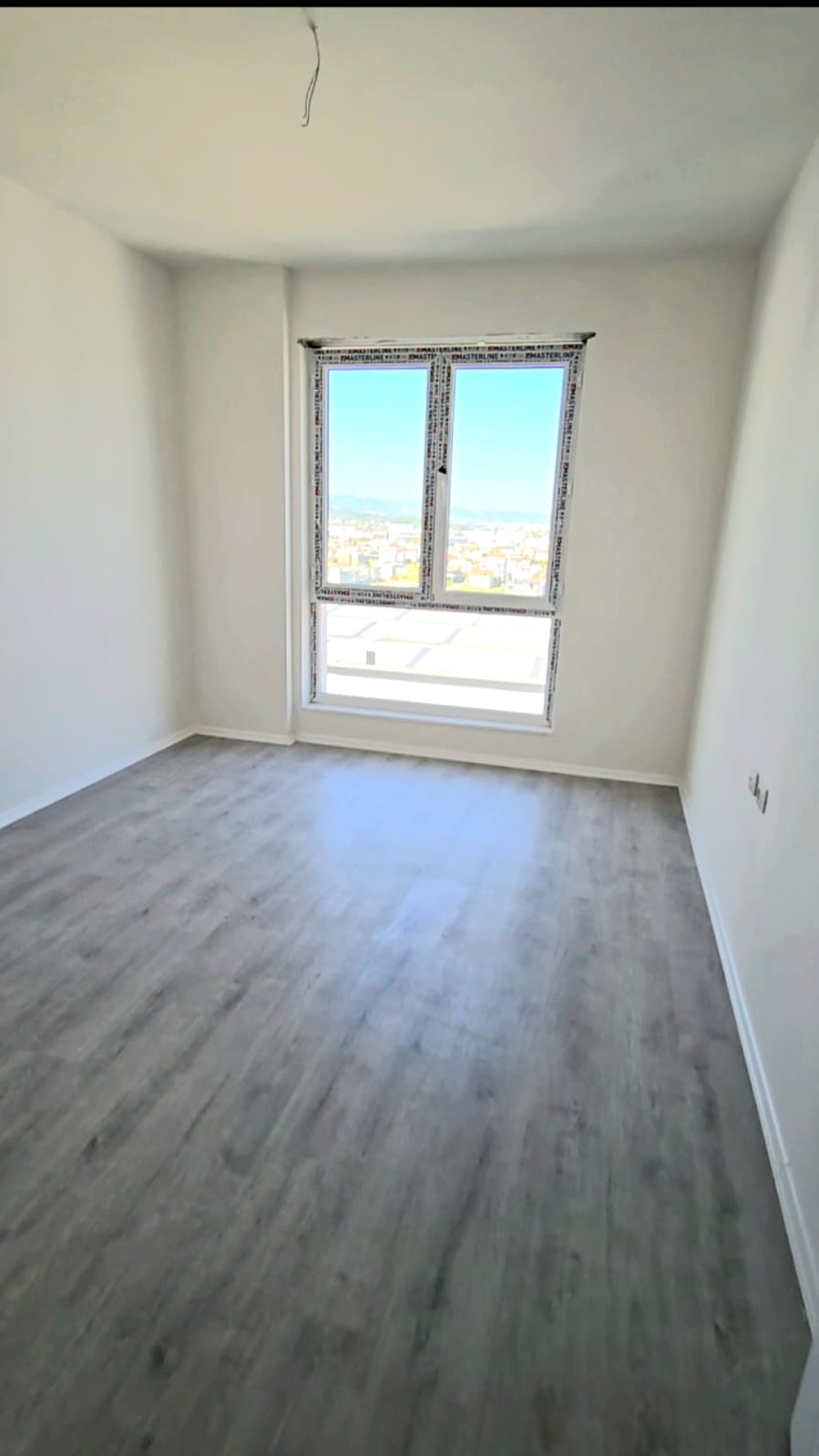 WhatsApp Image 2026-03-31 at 12.48.50 (3) Apartament 120 metra katrore me qera