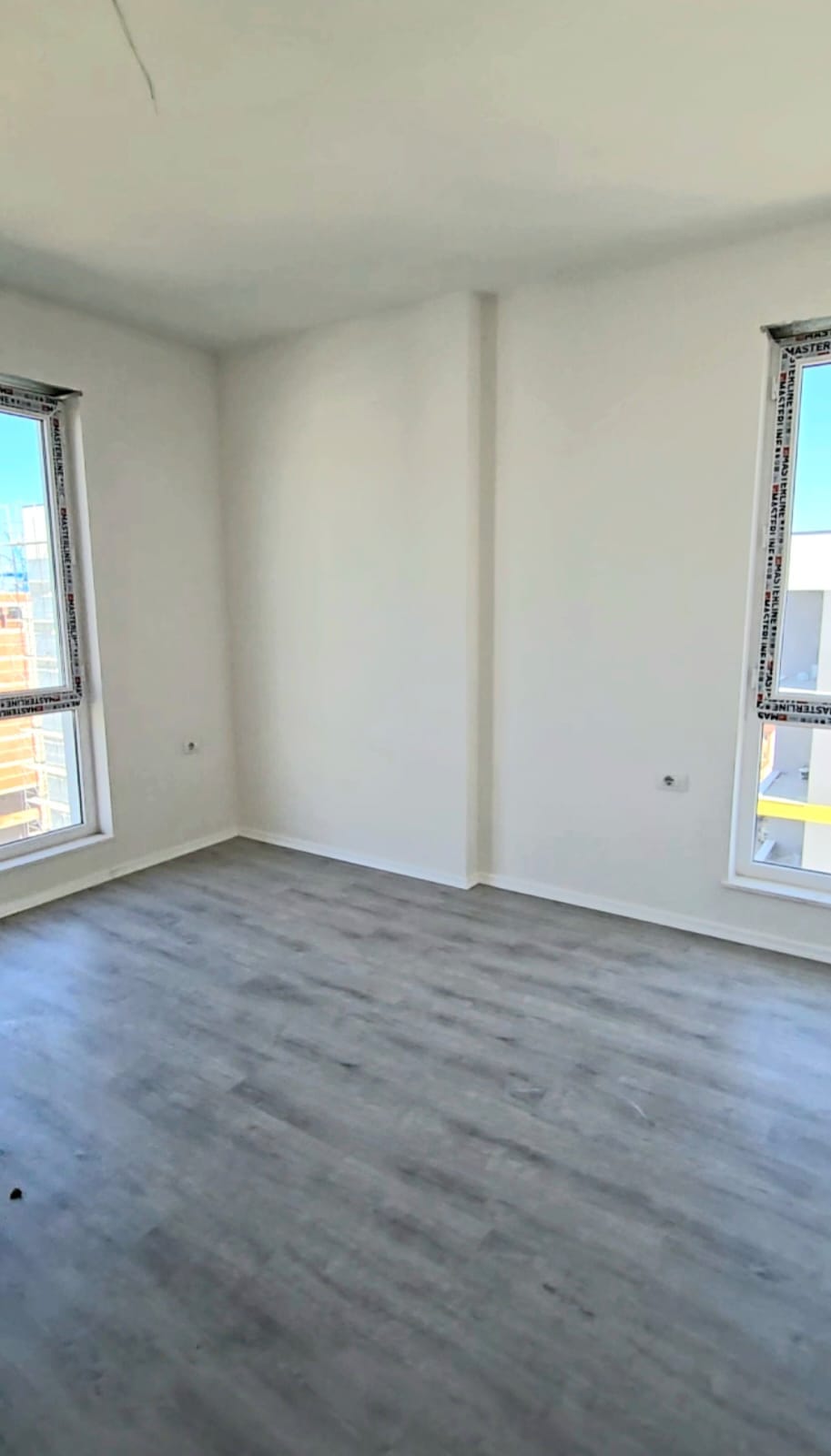 WhatsApp Image 2026-03-31 at 12.48.51 (2) Apartament 120 metra katrore me qera